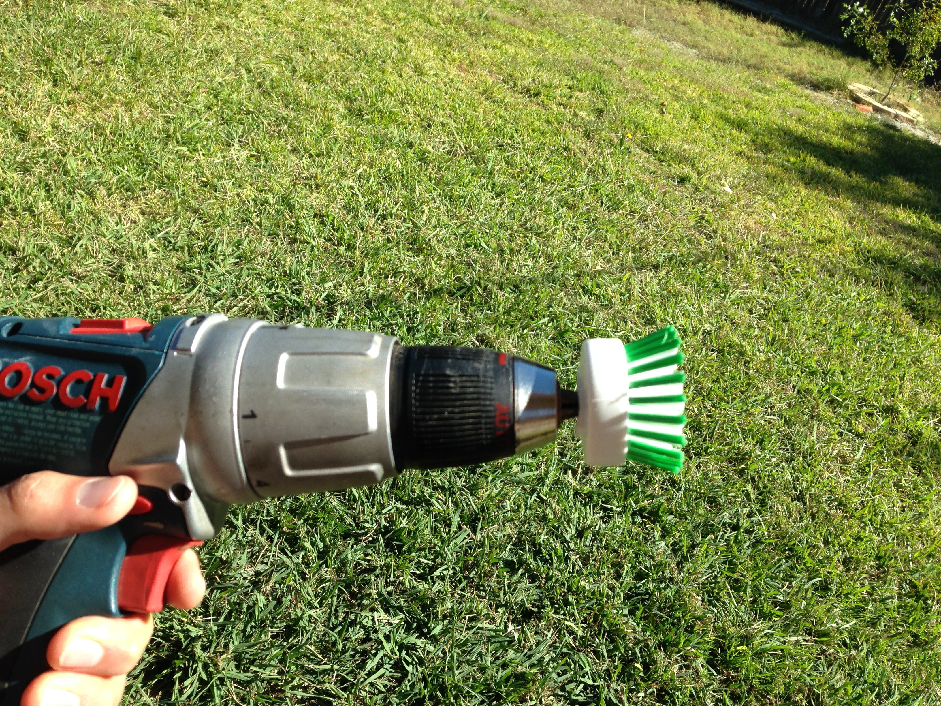 Hack your way through washing the bathtub